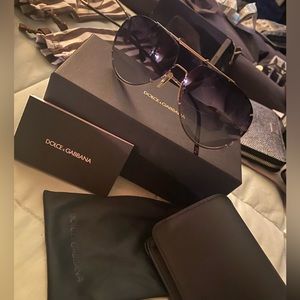 Designer Dolce & Gabbana aviator shades! 🕶️